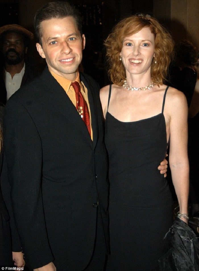 Charlie's divorced parents Jon Cryer and Sara Trigger.